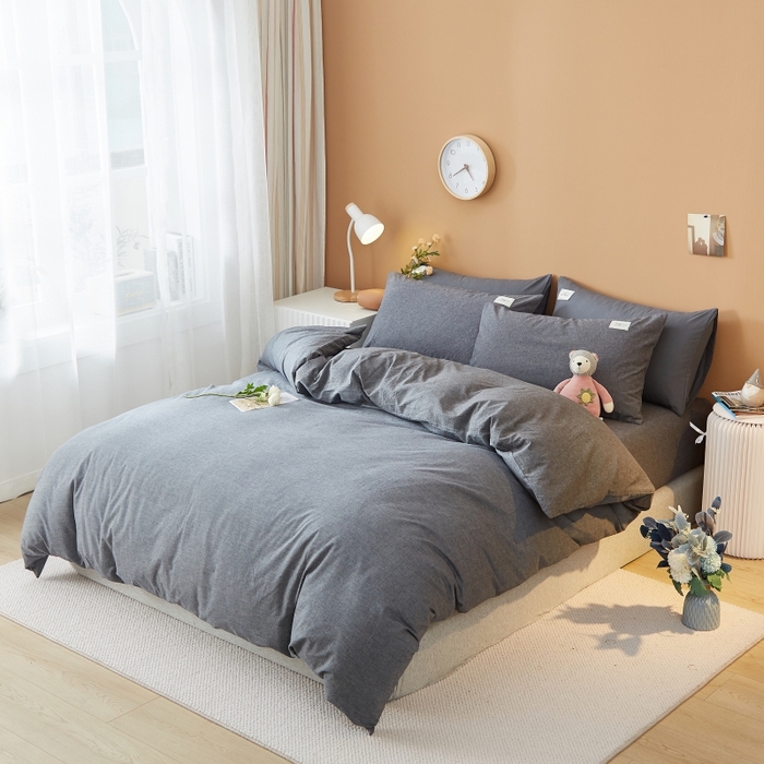 91家纺网 家纺一手货源 找家纺 梵克保罗 2025新款无印风四件套系列 低调灰-床笠款