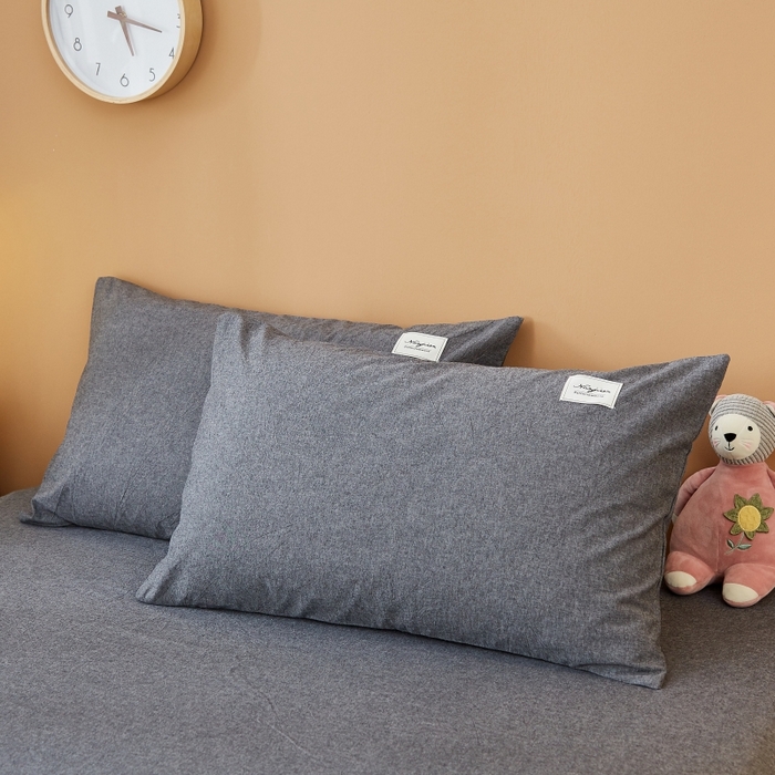 91家纺网 家纺一手货源 找家纺 梵克保罗 2025新款无印风四件套系列 低调灰-床笠款