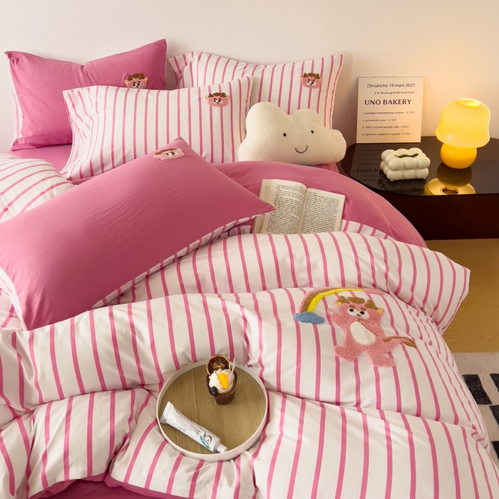 91家纺网 家纺一手货源 找家纺 （总）梵克保罗 2025新款卡通水洗棉毛巾绣四件套