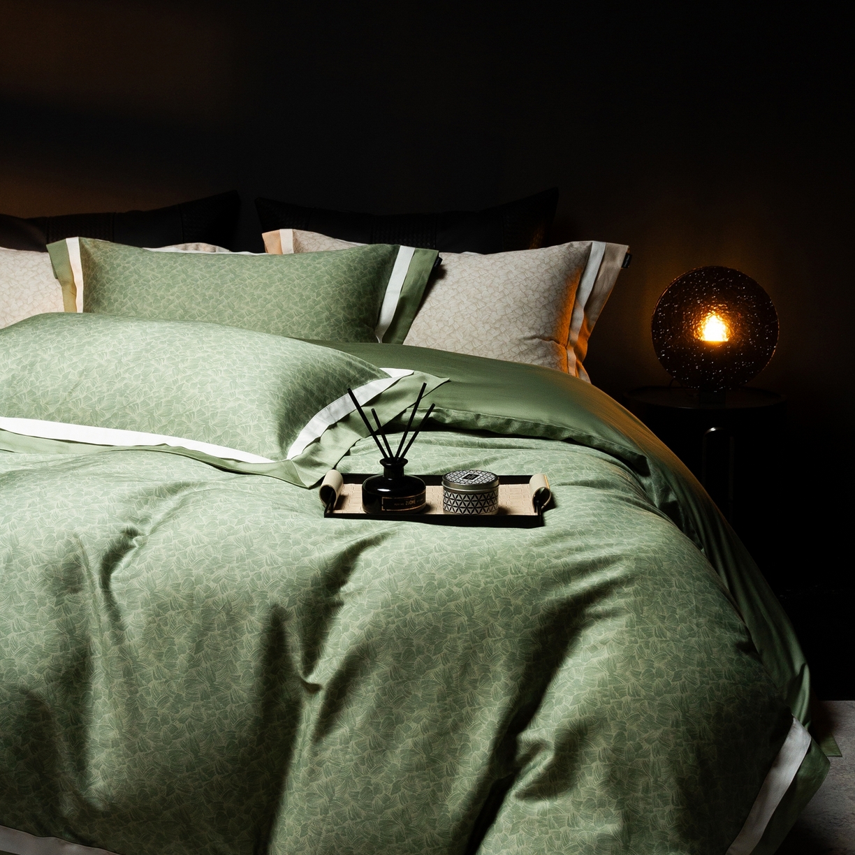 91家纺网 家纺一手货源 找家纺 ONE TWO ONE 121 2025新款高支高密全棉贡缎长绒精工细作工艺款-观雪【会员减-20】  控价 498 -518 观雪-绿