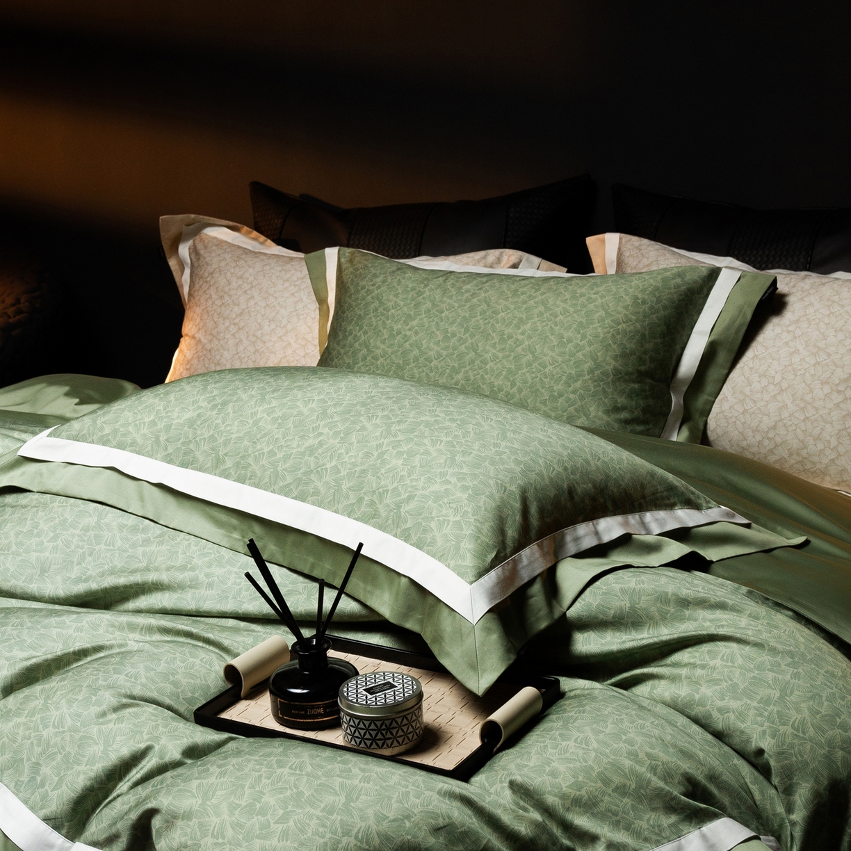 91家纺网 家纺一手货源 找家纺 ONE TWO ONE 121 2025新款高支高密全棉贡缎长绒精工细作工艺款-观雪【会员减-20】  控价 498 -518 观雪-绿