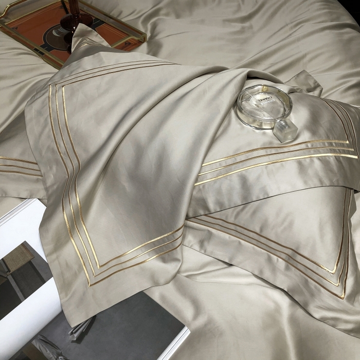 91家纺网 家纺一手货源 找家纺 梵克保罗 2025春夏新款全棉长绒棉100支三线绣刺绣四件套 宫廷咖