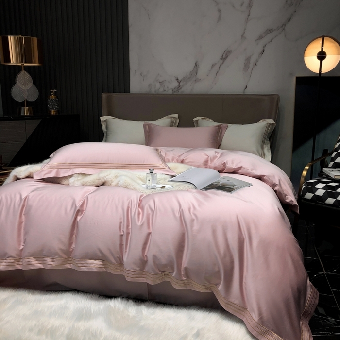 91家纺网 家纺一手货源 找家纺 梵克保罗 2025春夏新款全棉长绒棉100支三线绣刺绣四件套 儒雅粉