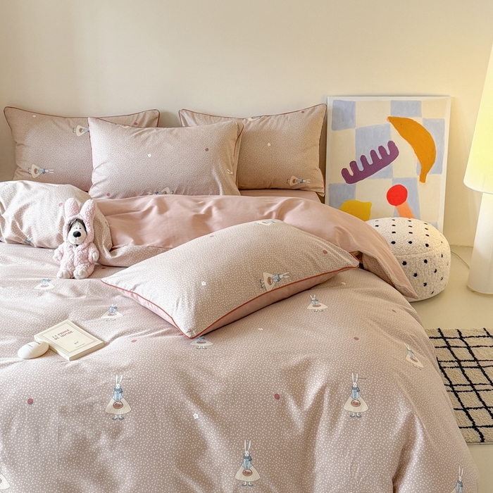 91家纺网 家纺一手货源 找家纺 梵克保罗 2025新款全棉嵌绳四件套 兔兔小姐