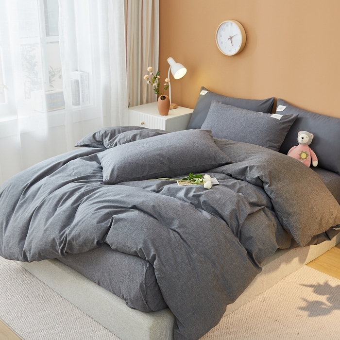 91家纺网 家纺一手货源 找家纺 梵克保罗 2025新款无印风四件套系列 低调灰-床笠款