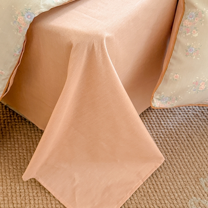 91家纺网 家纺一手货源 找家纺 梵克保罗 2025新款全棉嵌绳四件套 花语