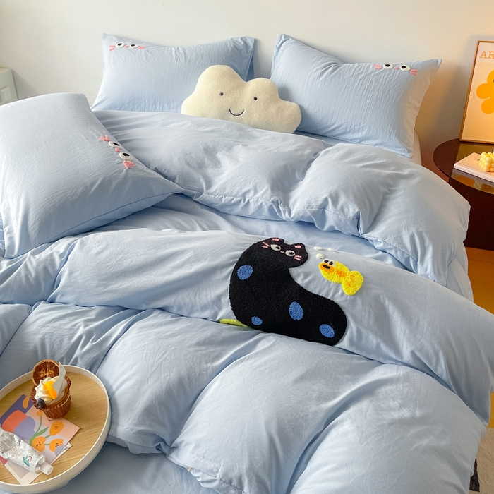 91家纺网 家纺一手货源 找家纺 梵克保罗 2025新款卡通水洗棉毛巾绣四件套 可爱猫-蓝