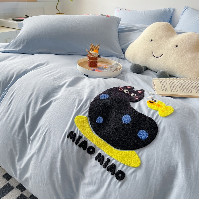 91家纺网 家纺一手货源 找家纺 梵克保罗 2025新款卡通水洗棉毛巾绣四件套 可爱猫-蓝