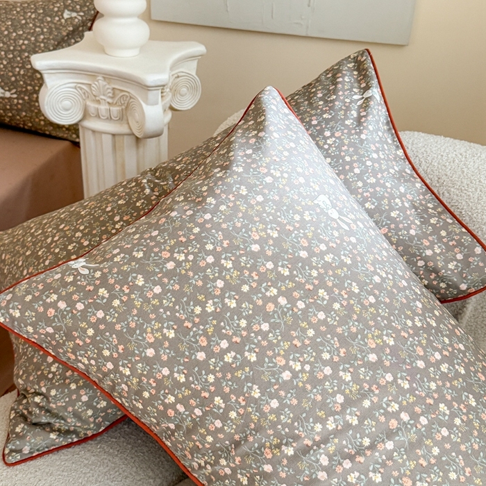 91家纺网 家纺一手货源 找家纺 梵克保罗 2025新款全棉嵌绳四件套 查理兔