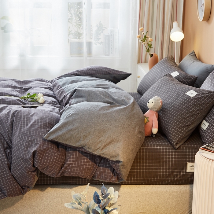 91家纺网 家纺一手货源 找家纺 梵克保罗 2025新款无印风四件套系列 小黑格-床笠款