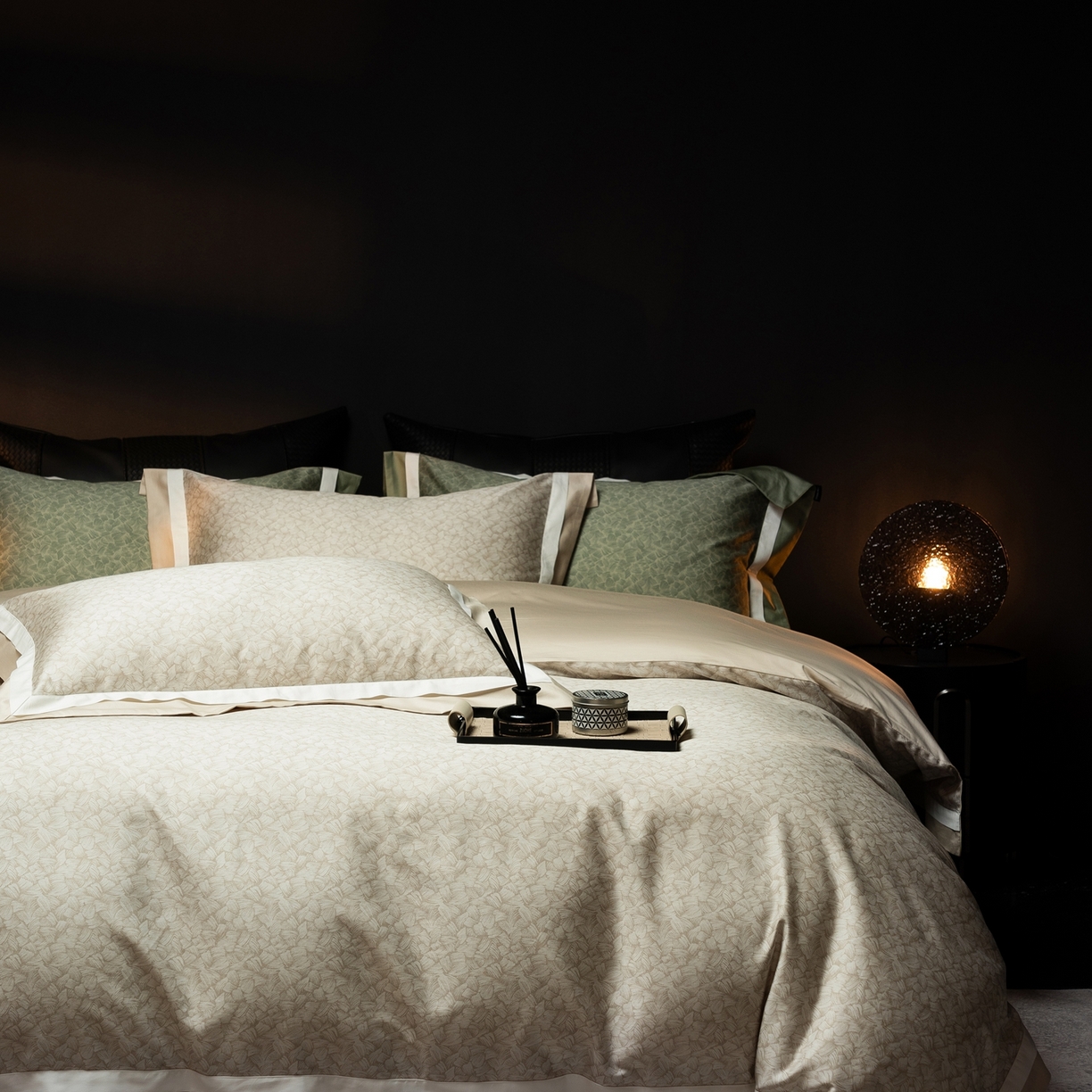 91家纺网 家纺一手货源 找家纺 ONE TWO ONE 121 2025新款高支高密全棉贡缎长绒精工细作工艺款-观雪【会员减-20】  控价 498 -518 观雪-米