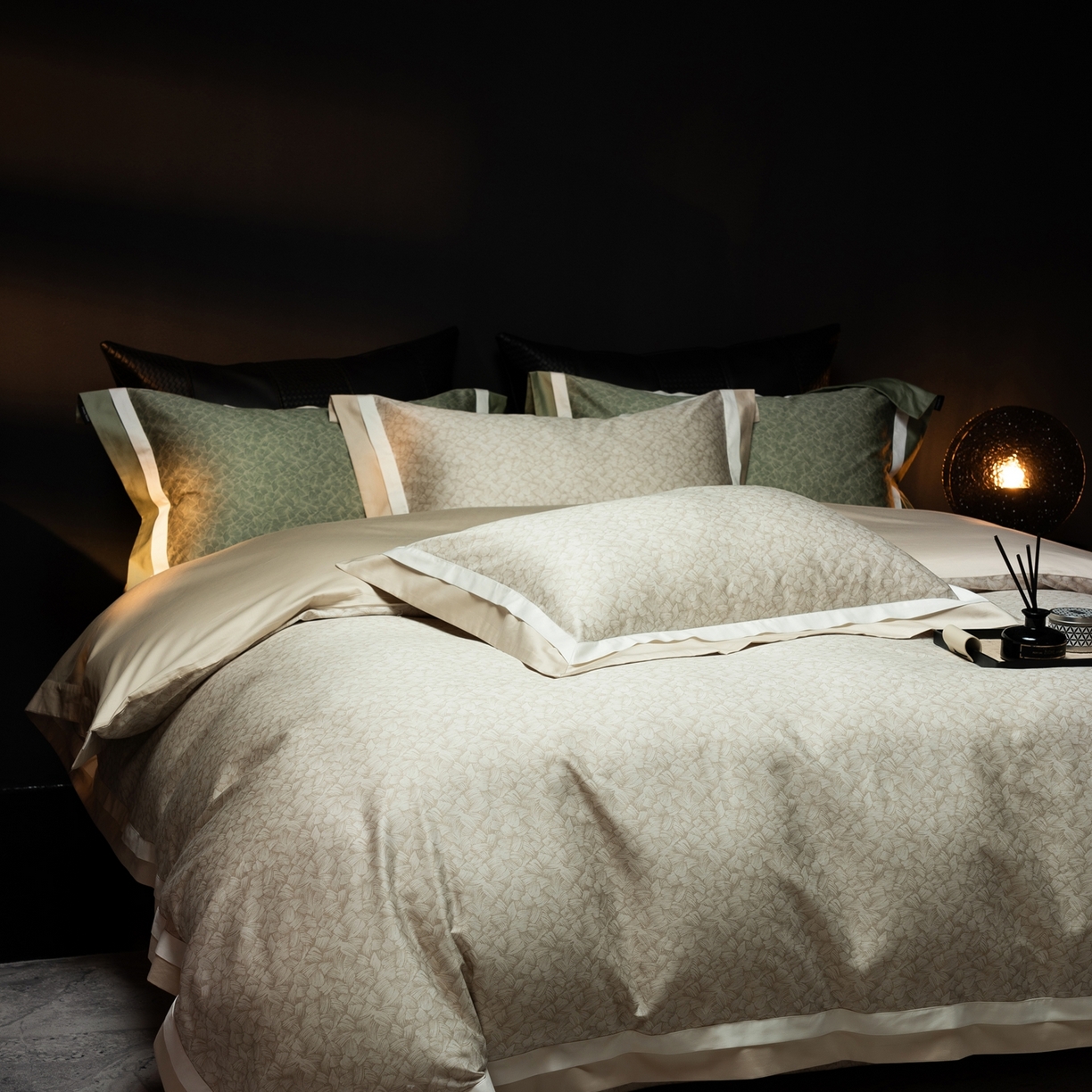 91家纺网 家纺一手货源 找家纺 ONE TWO ONE 121 2025新款高支高密全棉贡缎长绒精工细作工艺款-观雪【会员减-20】  控价 498 -518 观雪-米