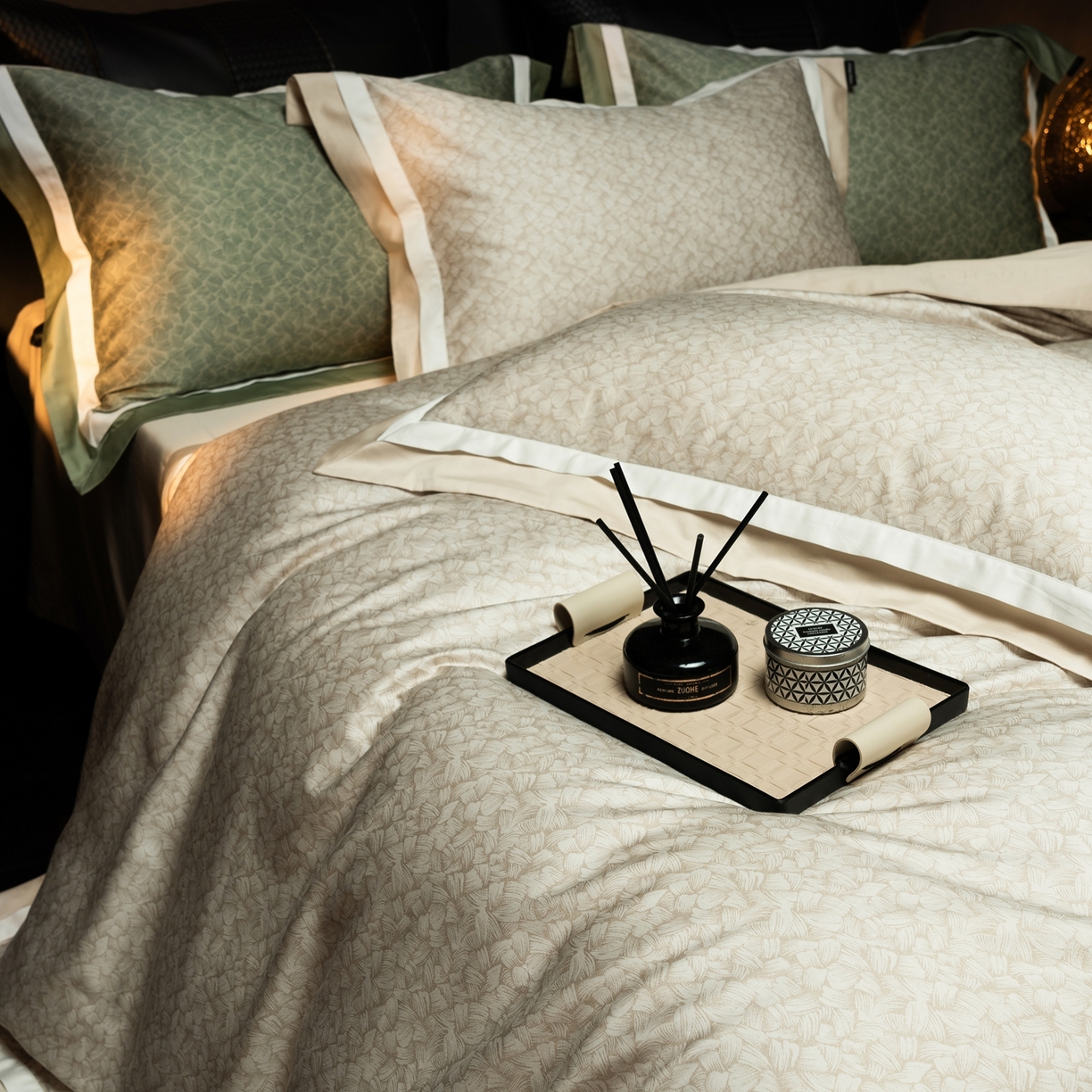 91家纺网 家纺一手货源 找家纺 ONE TWO ONE 121 2025新款高支高密全棉贡缎长绒精工细作工艺款-观雪【会员减-20】  控价 498 -518 观雪-米