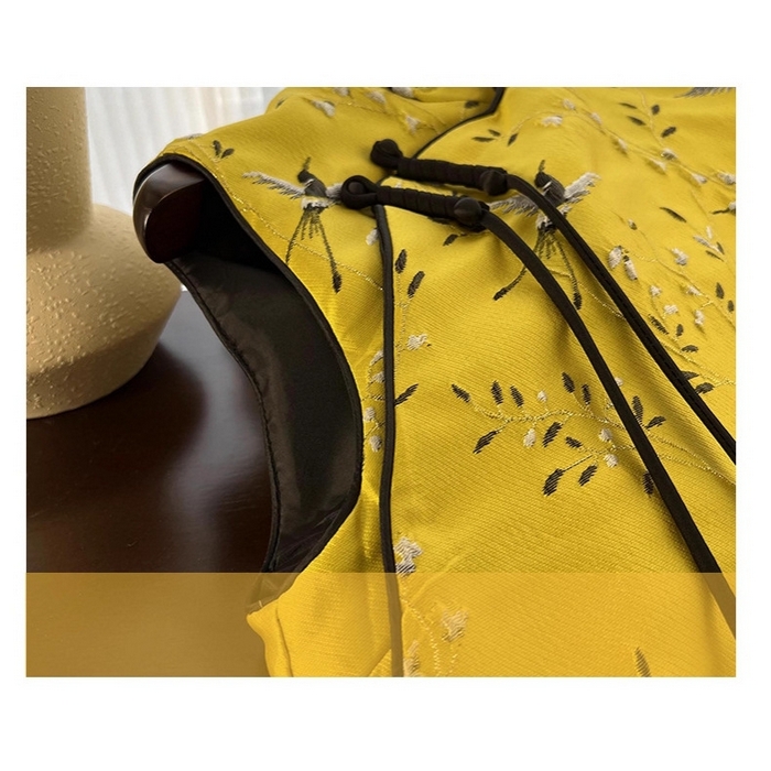 91家纺网 家纺一手货源 找家纺 洛兰沙家居馆【只代发】【只代发】 2025新款复古织锦缎细纱棉麻拼接马甲背心刺绣中式盘扣上衣 26