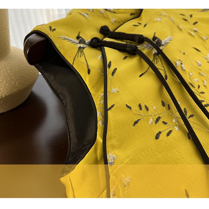 91家纺网 家纺一手货源 找家纺 洛兰沙家居馆【只代发】【只代发】 2025新款复古织锦缎细纱棉麻拼接马甲背心刺绣中式盘扣上衣 26