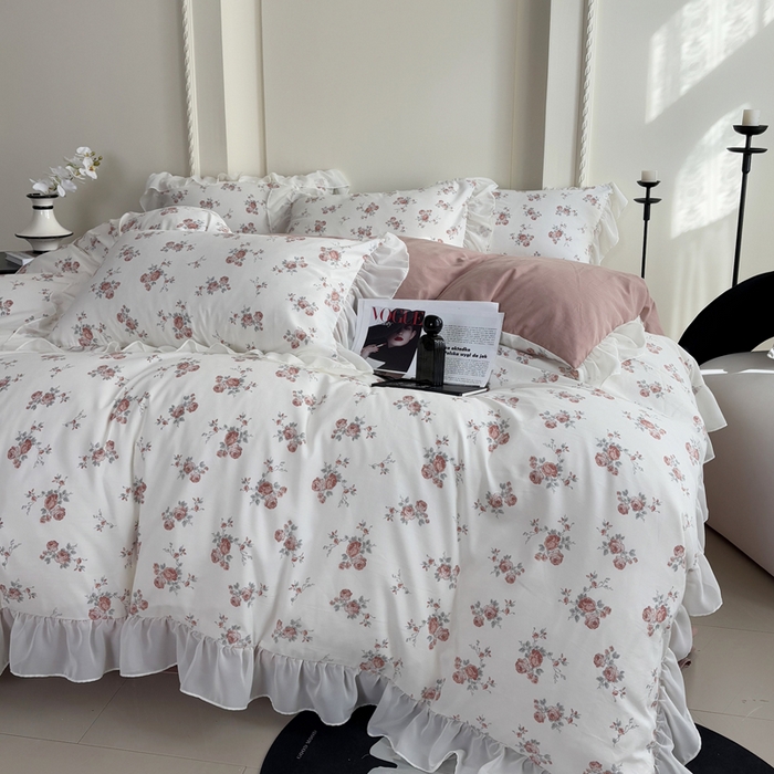 91家纺网 家纺一手货源 找家纺 梵克保罗 2025新款法式大花边针织棉四件套 春色人间