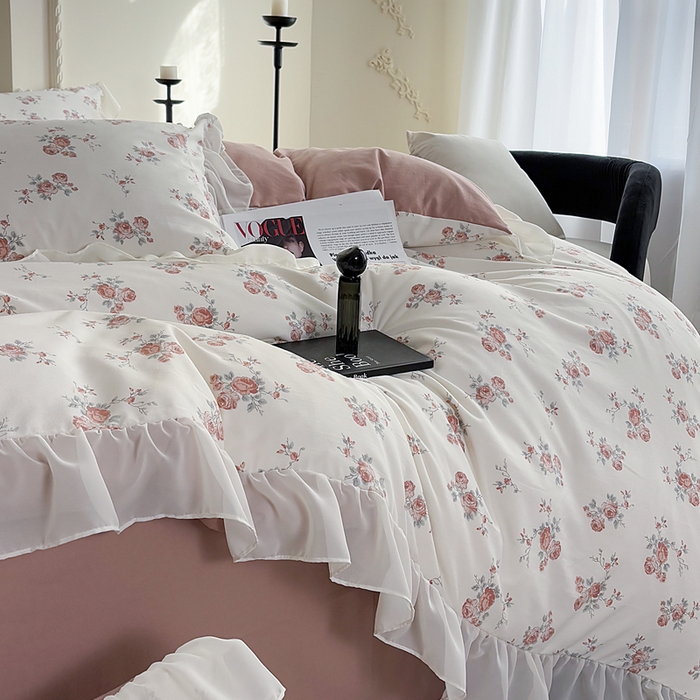 91家纺网 家纺一手货源 找家纺 梵克保罗 2025新款法式大花边针织棉四件套 春色人间