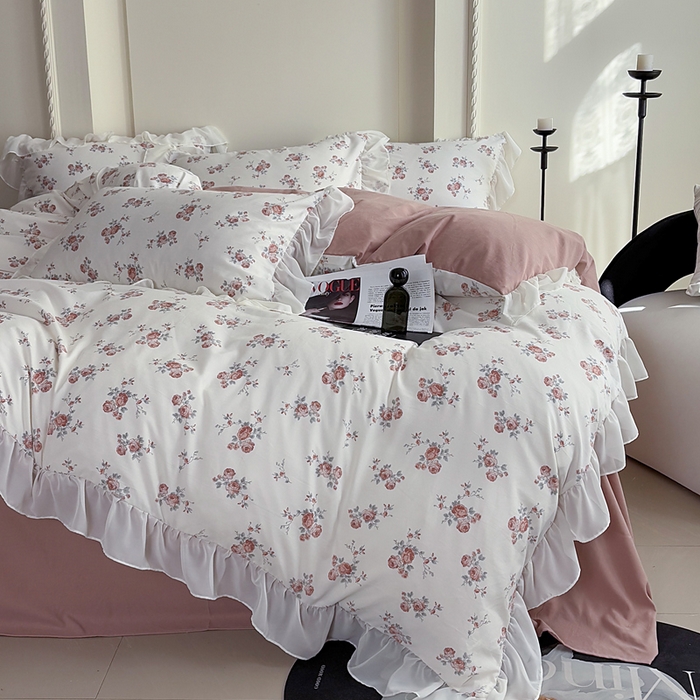 91家纺网 家纺一手货源 找家纺 梵克保罗 2025新款法式大花边针织棉四件套 春色人间