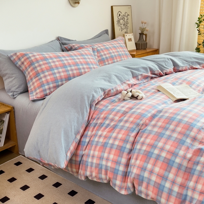 91家纺网 家纺一手货源 找家纺 梵克保罗 2025新款无印风四件套系列 炫彩格-床单款