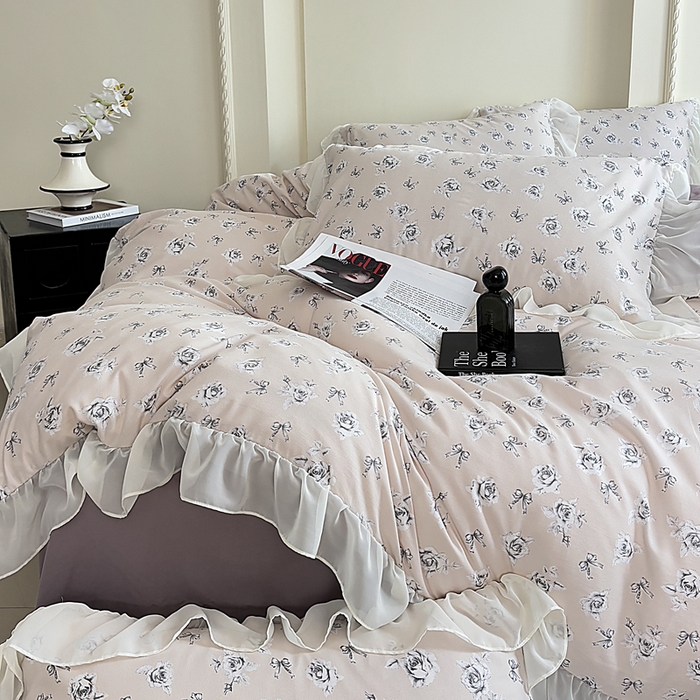 91家纺网 家纺一手货源 找家纺 梵克保罗 2025新款法式大花边针织棉四件套 花海