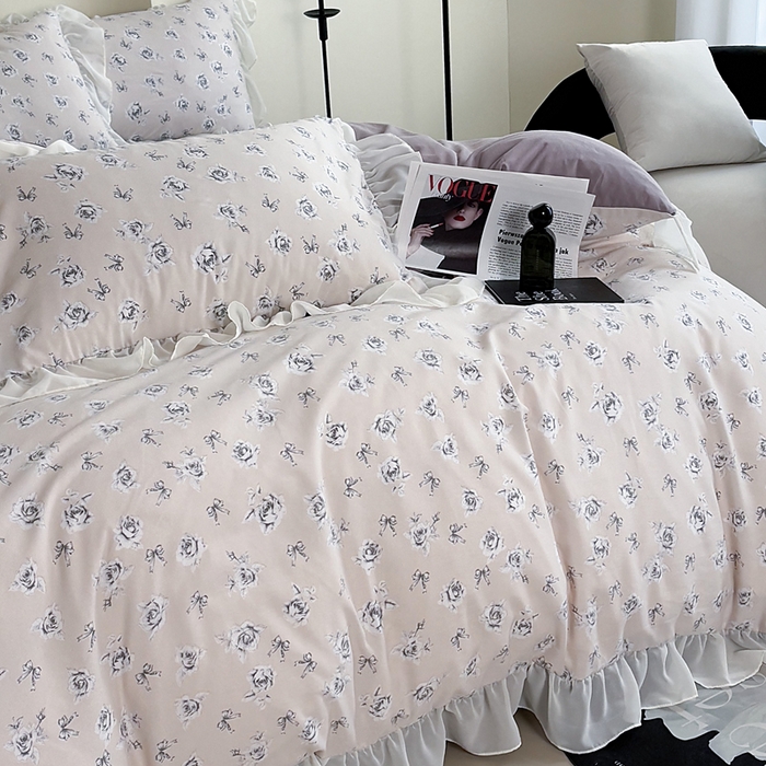 91家纺网 家纺一手货源 找家纺 梵克保罗 2025新款法式大花边针织棉四件套 花海