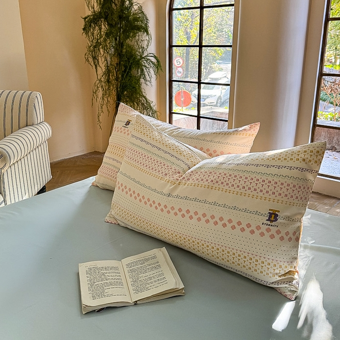 91家纺网 家纺一手货源 找家纺 梵克保罗 2025新款有氧针织双层纱印花四件套 少女情怀