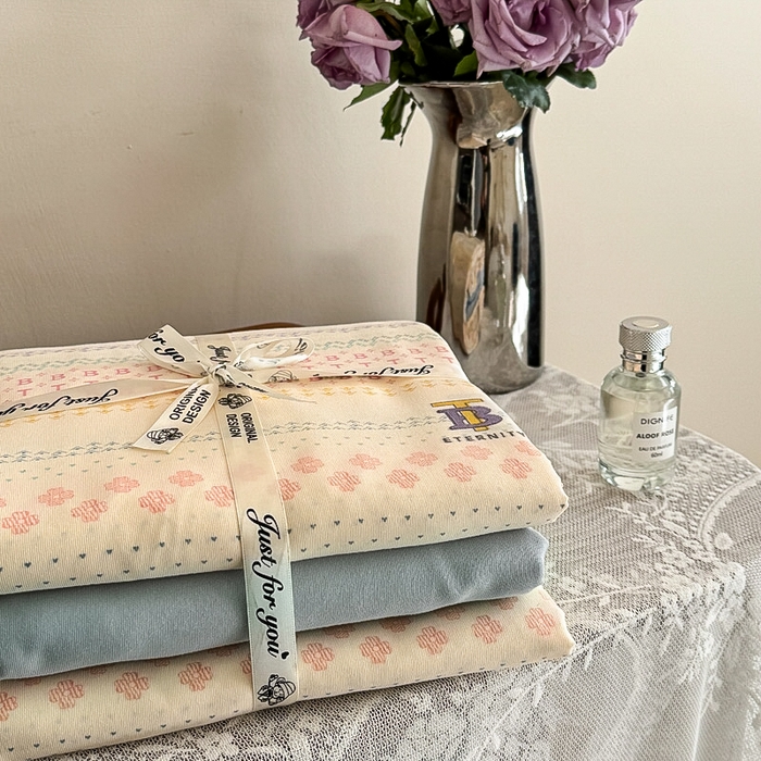 91家纺网 家纺一手货源 找家纺 梵克保罗 2025新款有氧针织双层纱印花四件套 少女情怀