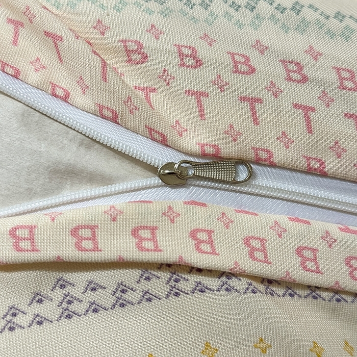 91家纺网 家纺一手货源 找家纺 梵克保罗 2025新款有氧针织双层纱印花四件套 少女情怀