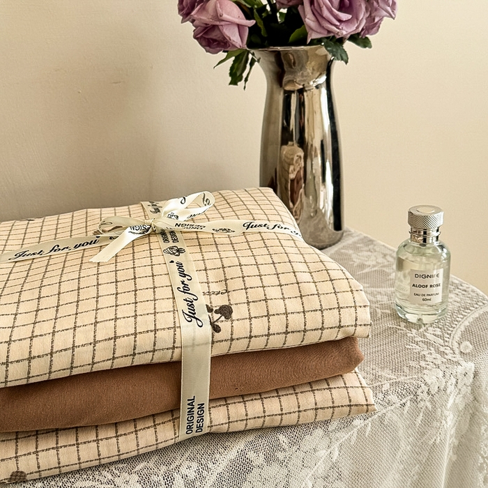 91家纺网 家纺一手货源 找家纺 梵克保罗 2025新款有氧针织双层纱印花四件套 可乐熊