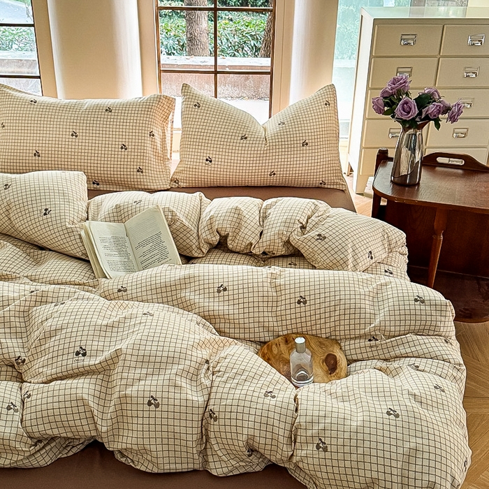 91家纺网 家纺一手货源 找家纺 梵克保罗 2025新款有氧针织双层纱印花四件套 可乐熊