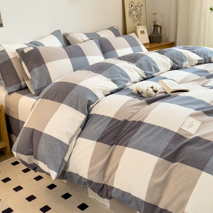 91家纺网 家纺一手货源 找家纺 梵克保罗 2025新款无印风四件套系列 深蓝大格-床单款