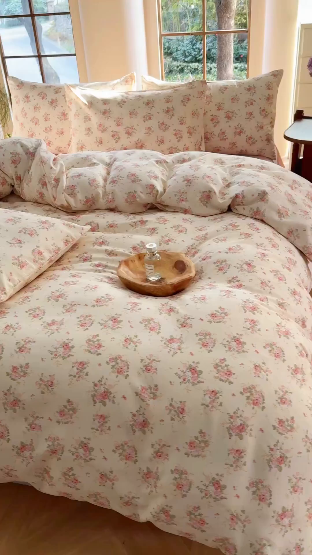 91家纺网 家纺一手货源 找家纺 梵克保罗 2025新款有氧针织双层纱印花四件套 雾屿玫瑰