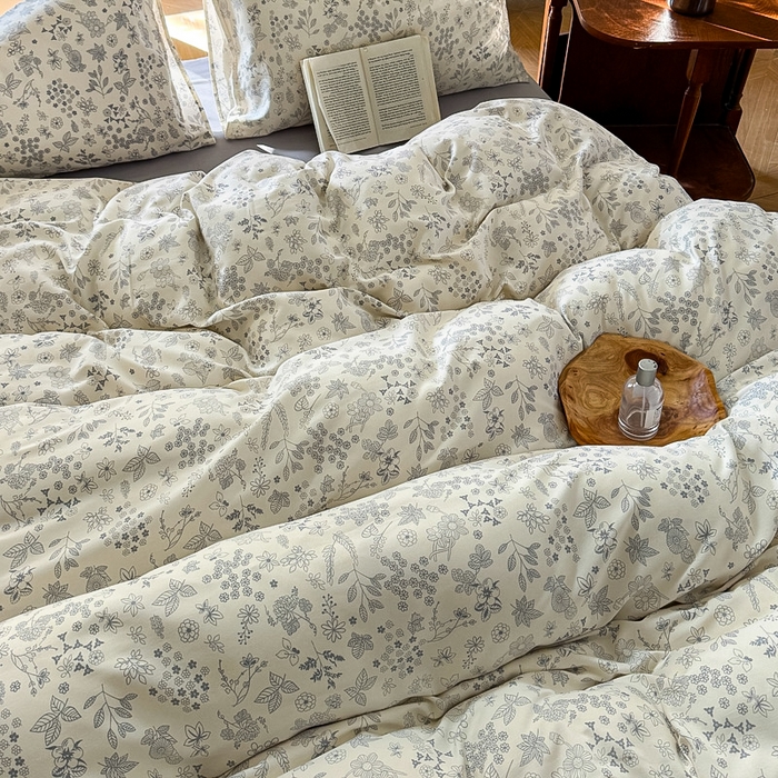 91家纺网 家纺一手货源 找家纺 梵克保罗 2025新款有氧针织双层纱印花四件套 造梦