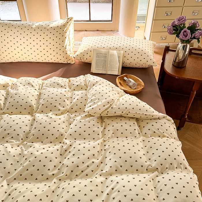 91家纺网 家纺一手货源 找家纺 梵克保罗 2025新款有氧针织双层纱印花四件套 怦然心动