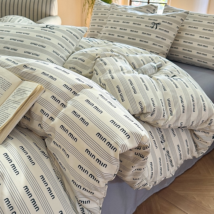 91家纺网 家纺一手货源 找家纺 梵克保罗 2025新款有氧针织双层纱印花四件套 夏日谣曲