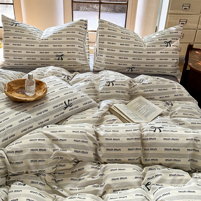 91家纺网 家纺一手货源 找家纺 梵克保罗 2025新款有氧针织双层纱印花四件套 夏日谣曲