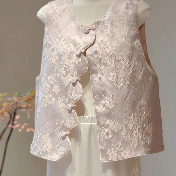 洛兰沙家居馆【只代发】【只代发】 2025新款复古织锦缎细纱棉麻拼接马甲背心刺绣中式盘扣上衣 29