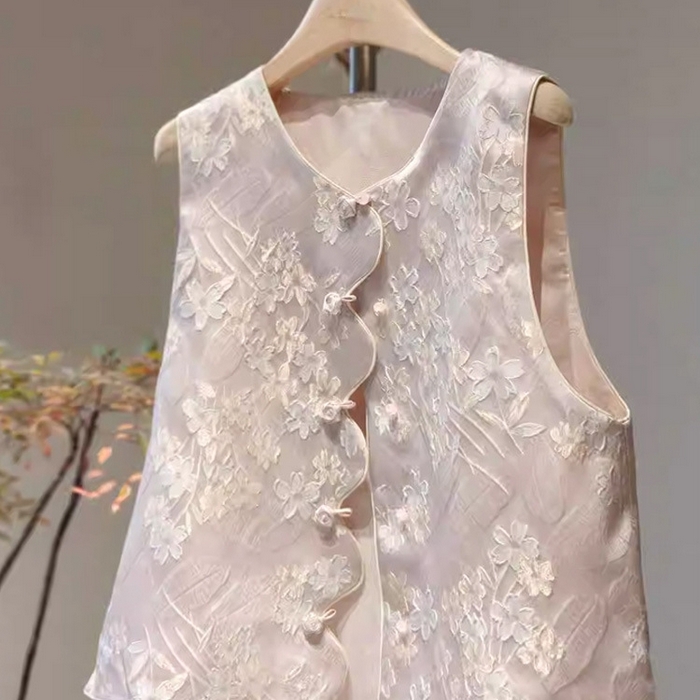 91家纺网 家纺一手货源 找家纺 洛兰沙家居馆【只代发】【只代发】 2025新款复古织锦缎细纱棉麻拼接马甲背心刺绣中式盘扣上衣 29