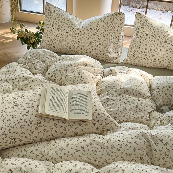 91家纺网 家纺一手货源 找家纺 梵克保罗 2025新款有氧针织双层纱印花四件套 田野兔