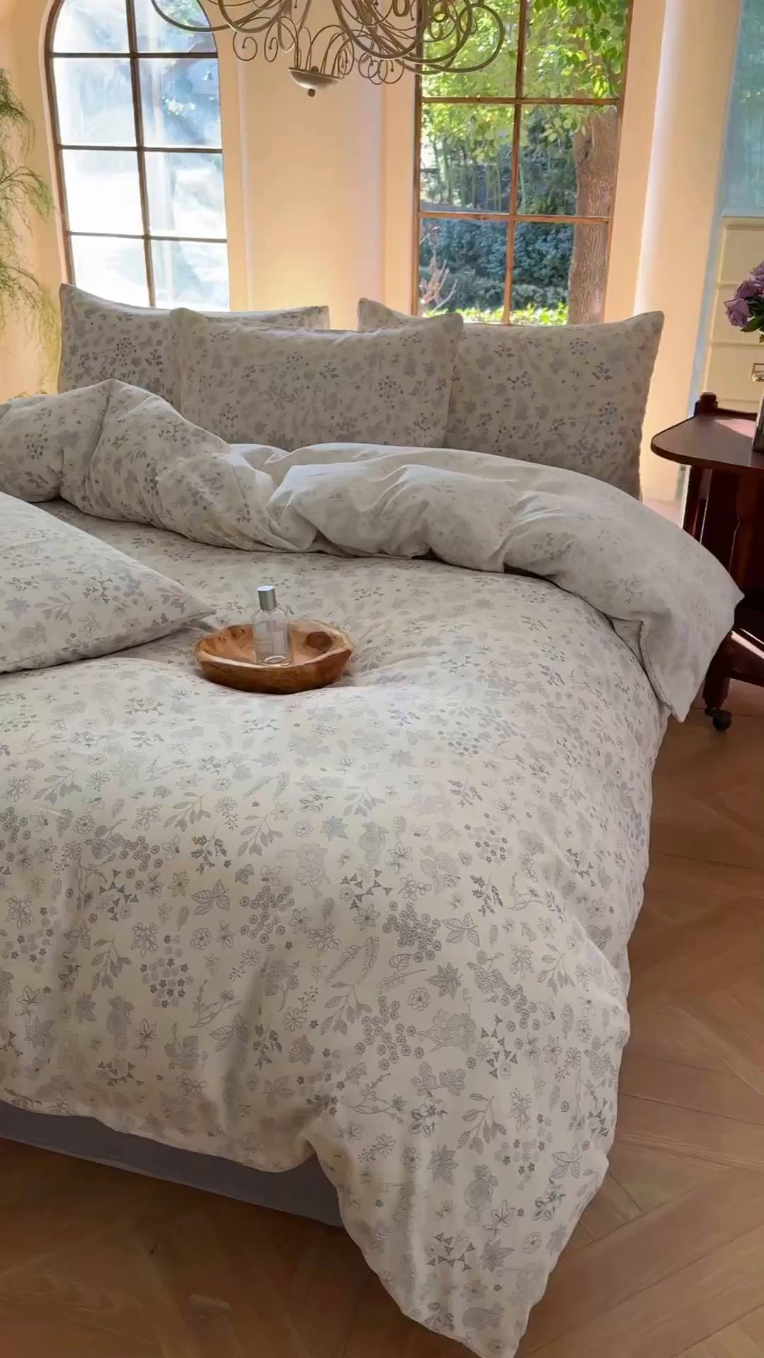 91家纺网 家纺一手货源 找家纺 梵克保罗 2025新款有氧针织双层纱印花四件套 造梦