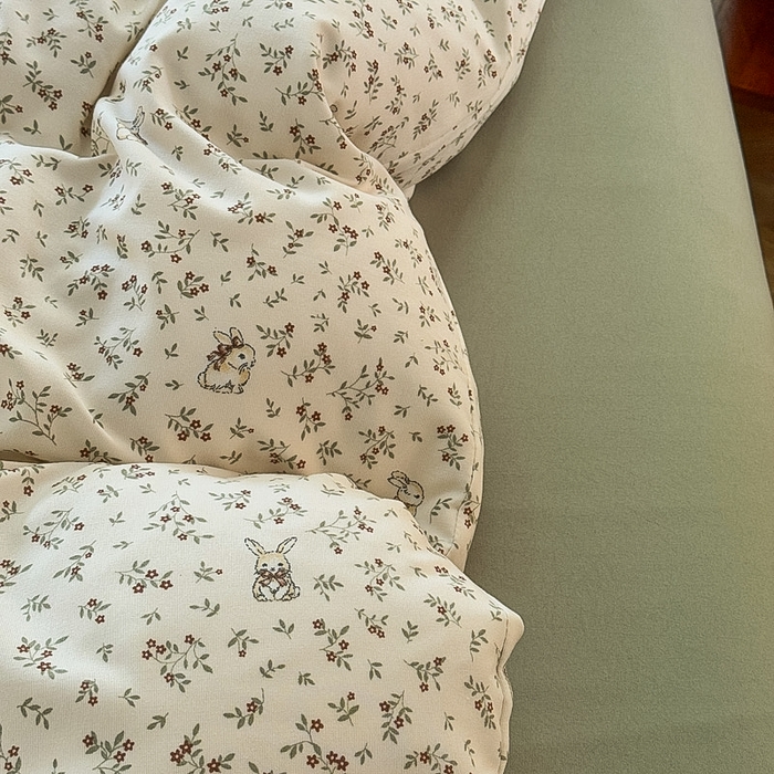 91家纺网 家纺一手货源 找家纺 梵克保罗 2025新款有氧针织双层纱印花四件套 田野兔