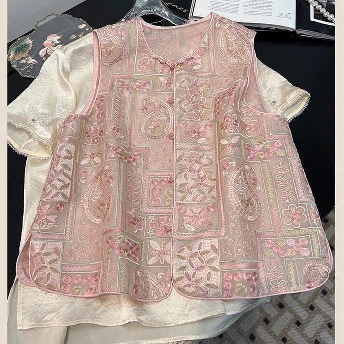 91家纺网 家纺一手货源 找家纺 洛兰沙家居馆【只代发】【只代发】 2025新款复古织锦缎细纱棉麻拼接马甲背心刺绣中式盘扣上衣 30