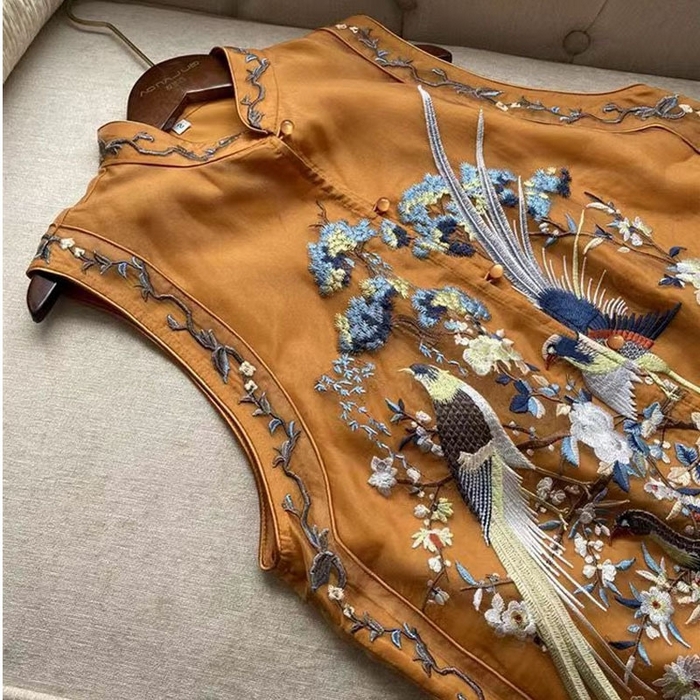 91家纺网 家纺一手货源 找家纺 洛兰沙家居馆【只代发】【只代发】 2025新款复古织锦缎细纱棉麻拼接马甲背心刺绣中式盘扣上衣 32