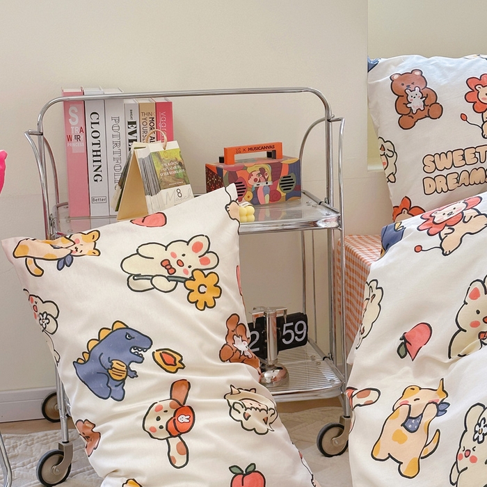 91家纺网 家纺一手货源 找家纺 梵克保罗 2025春夏新款全棉小清新卡通碎花学生季三件套四件套 梦甜