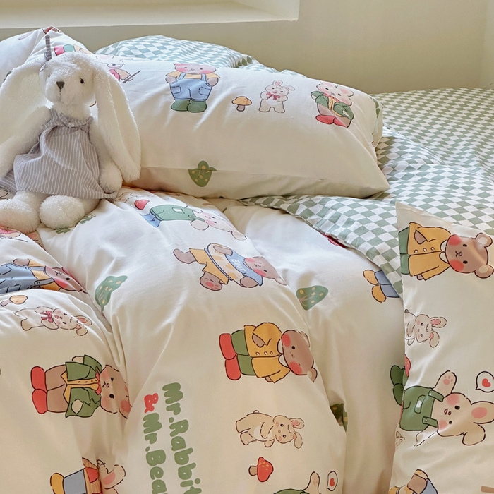 91家纺网 家纺一手货源 找家纺 梵克保罗 2025春夏新款全棉小清新卡通碎花学生季三件套四件套 童心