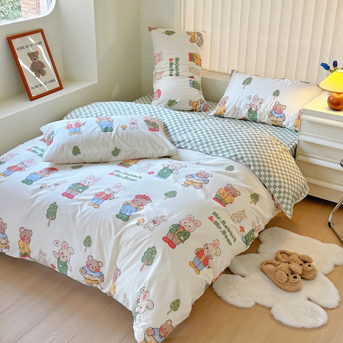 91家纺网 家纺一手货源 找家纺 梵克保罗 2025春夏新款全棉小清新卡通碎花学生季三件套四件套 童心