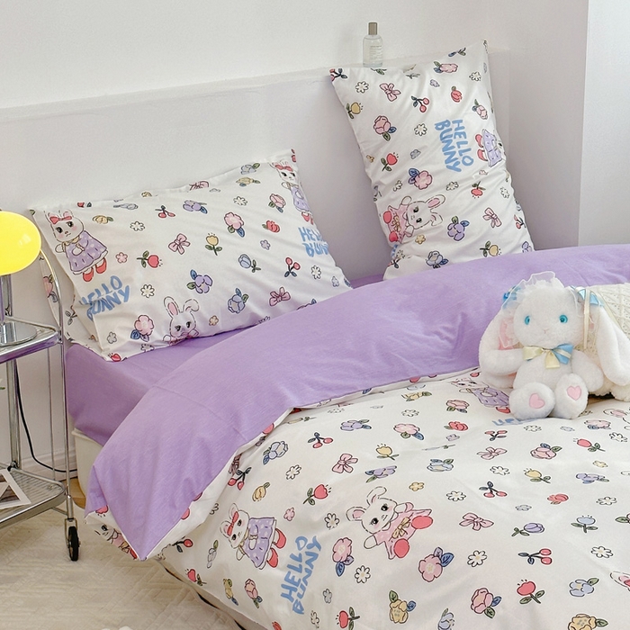 91家纺网 家纺一手货源 找家纺 梵克保罗 2025春夏新款全棉小清新卡通碎花学生季三件套四件套 乐悠兔