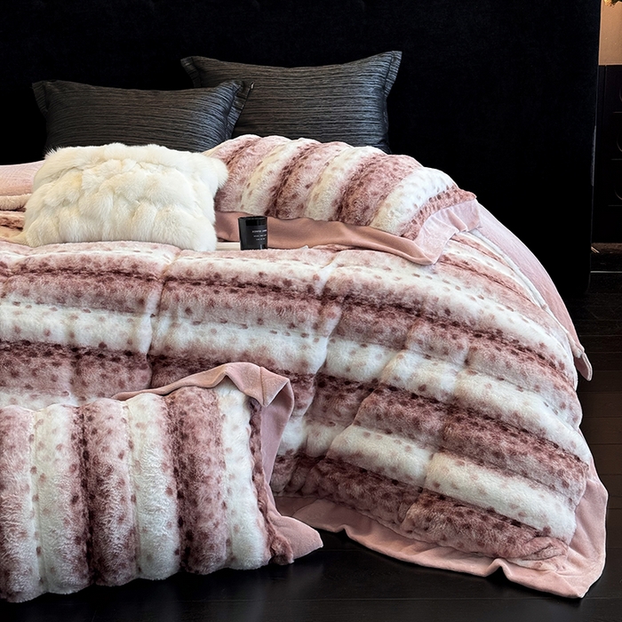 91家纺网 家纺一手货源 找家纺 若未家居 LOVEWE HOUSE 2025新款流光豹纹视觉系A版全消光丹麦貂B版250克全消光牛奶绒轻奢高端绒四件套 豹纹-粉