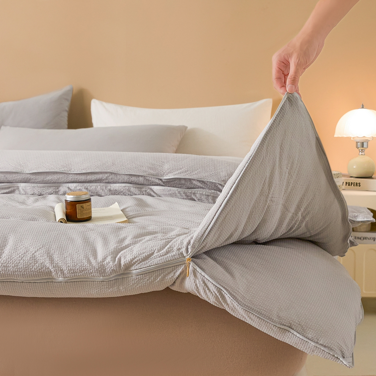 91家纺网 家纺一手货源 找家纺 酱子 2025新款涤纶双层纱大豆子母被 被子被芯 浅银灰