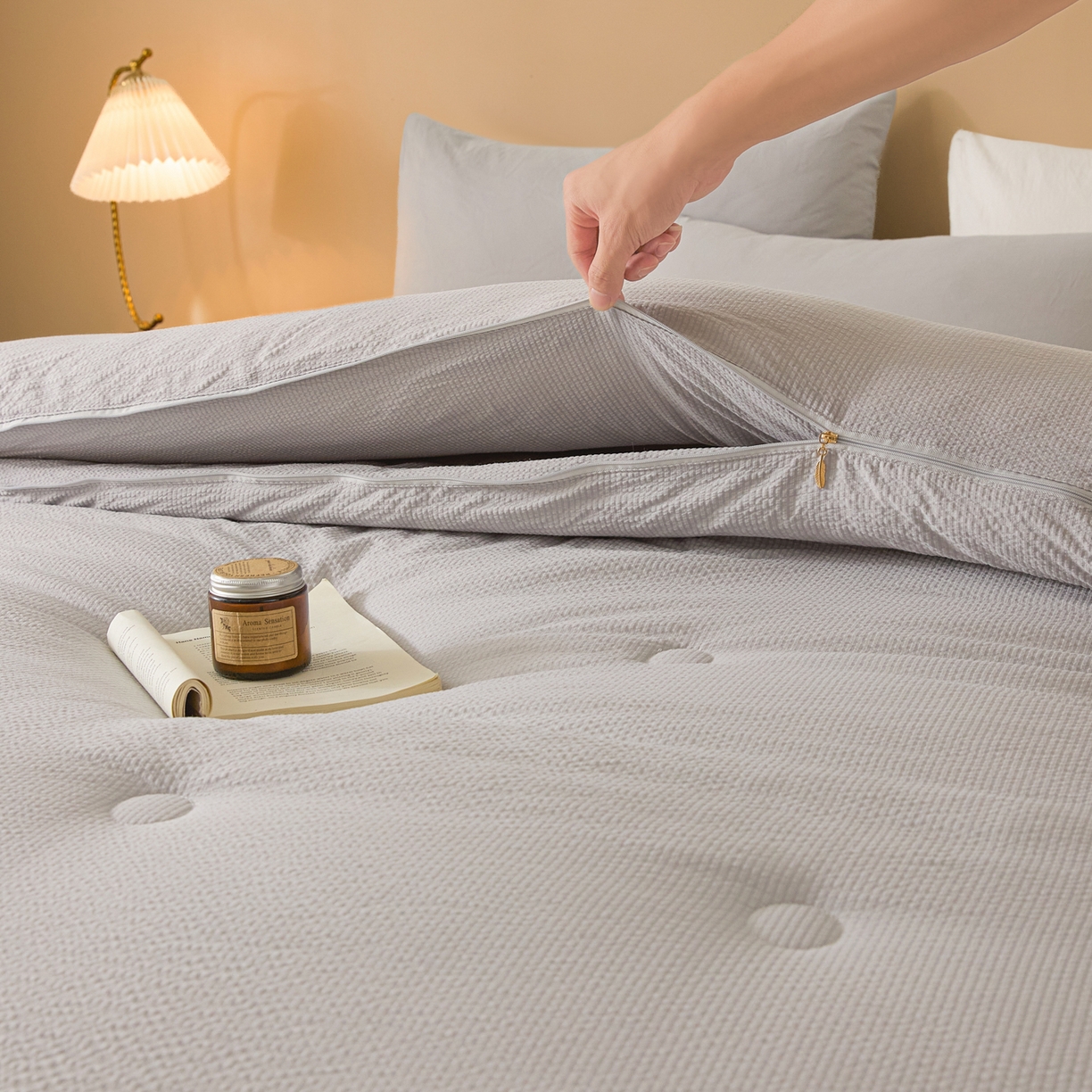 91家纺网 家纺一手货源 找家纺 酱子 2025新款涤纶双层纱大豆子母被 被子被芯 浅银灰